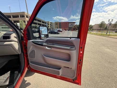 Used 1999 Ford F250 XLT image 19