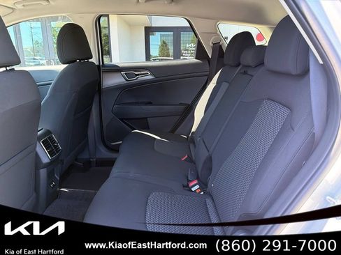 New 2026 Kia Sportage LX w/ LX Convenience Package AWD/4WD image 18