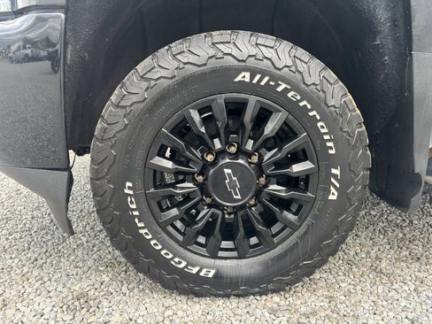 Used 2019 Chevrolet Silverado 3500 High Country w/ Duramax Plus Package AWD/4WD image 12