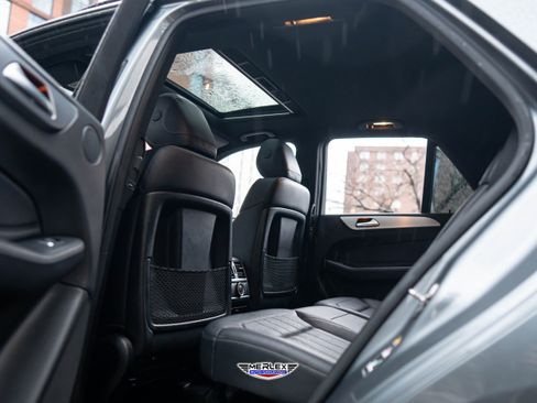 Used 2019 Mercedes-Benz GLE 43 AMG 4MATIC image 21