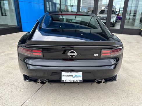 Used 2024 Nissan Z Performance w/ Floor Mat Package RWD image 6