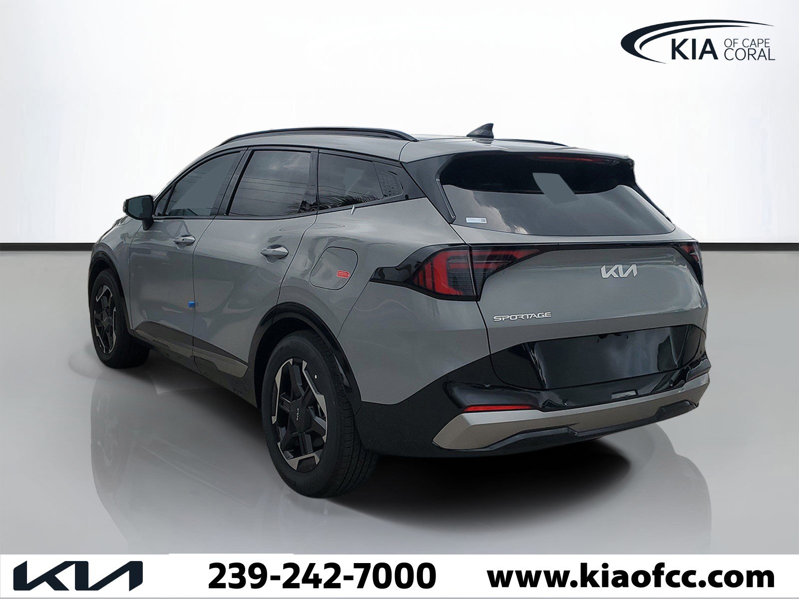 New 2026 Kia Sportage SX FWD image 4