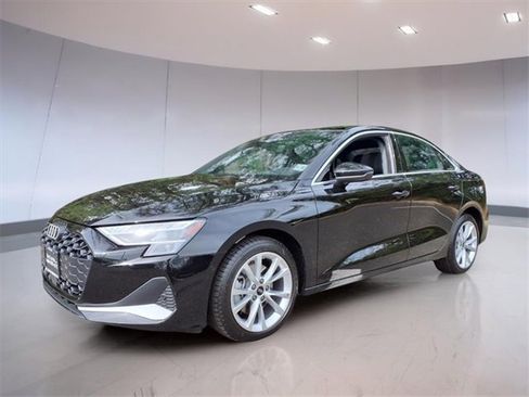 Used 2025 Audi A3 2.0T Premium w/ Convenience Package image 4