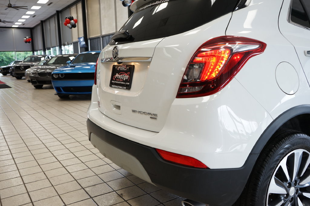 Used 2022 Buick Encore Preferred w/ Safety Package AWD/4WD image 19
