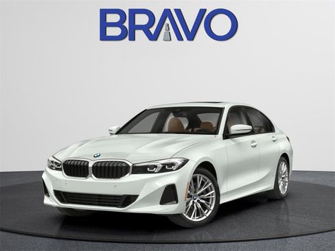 Used 2025 BMW 330i Sedan image 1