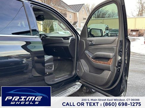 Used 2015 Chevrolet Suburban LT image 16