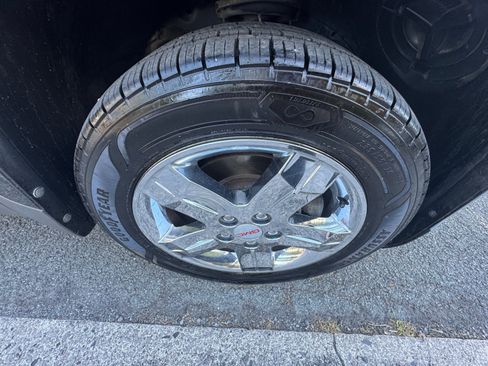 Used 2012 GMC Terrain SLT FWD image 30