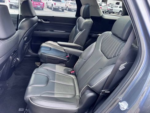 Used 2023 Hyundai Palisade Limited w/ Cargo Package AWD/4WD image 32