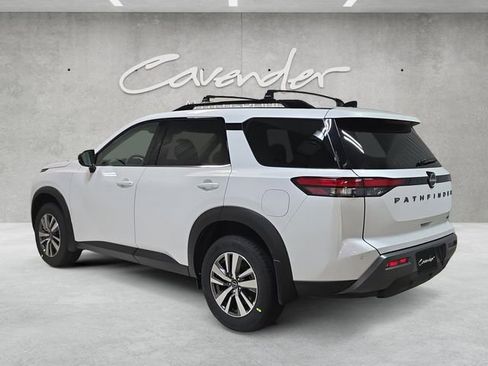 New 2026 Nissan Pathfinder SL FWD image 14