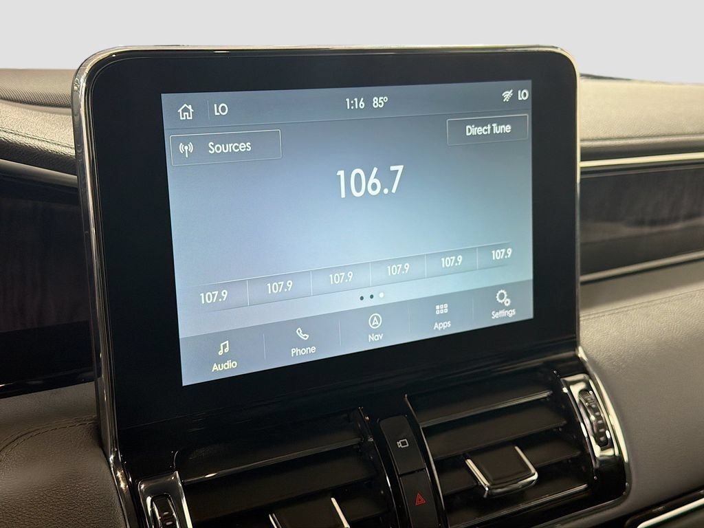 Used 2021 Lincoln Navigator Reserve AWD/4WD image 16