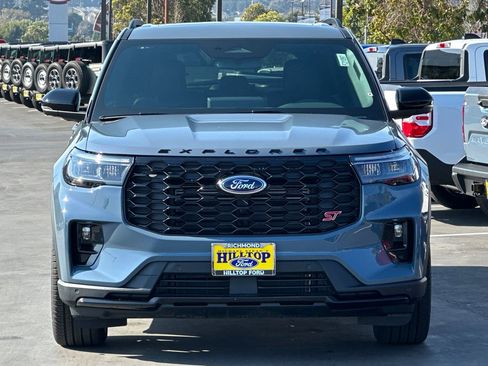 New 2026 Ford Explorer ST w/ Sun And Sound Package image 16