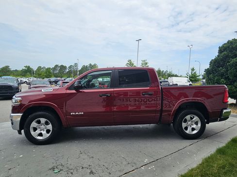 Used 2025 RAM 1500 Big Horn AWD/4WD image 4