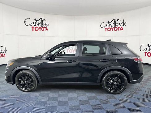 Used 2025 Honda HR-V Sport image 4