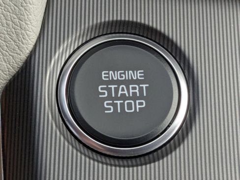 New 2026 Kia Sportage EX FWD image 36