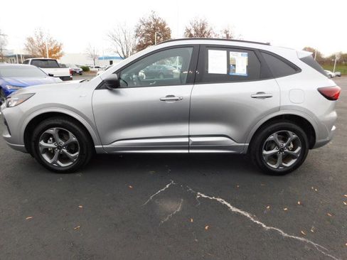 Used 2024 Ford Escape ST-Line image 8