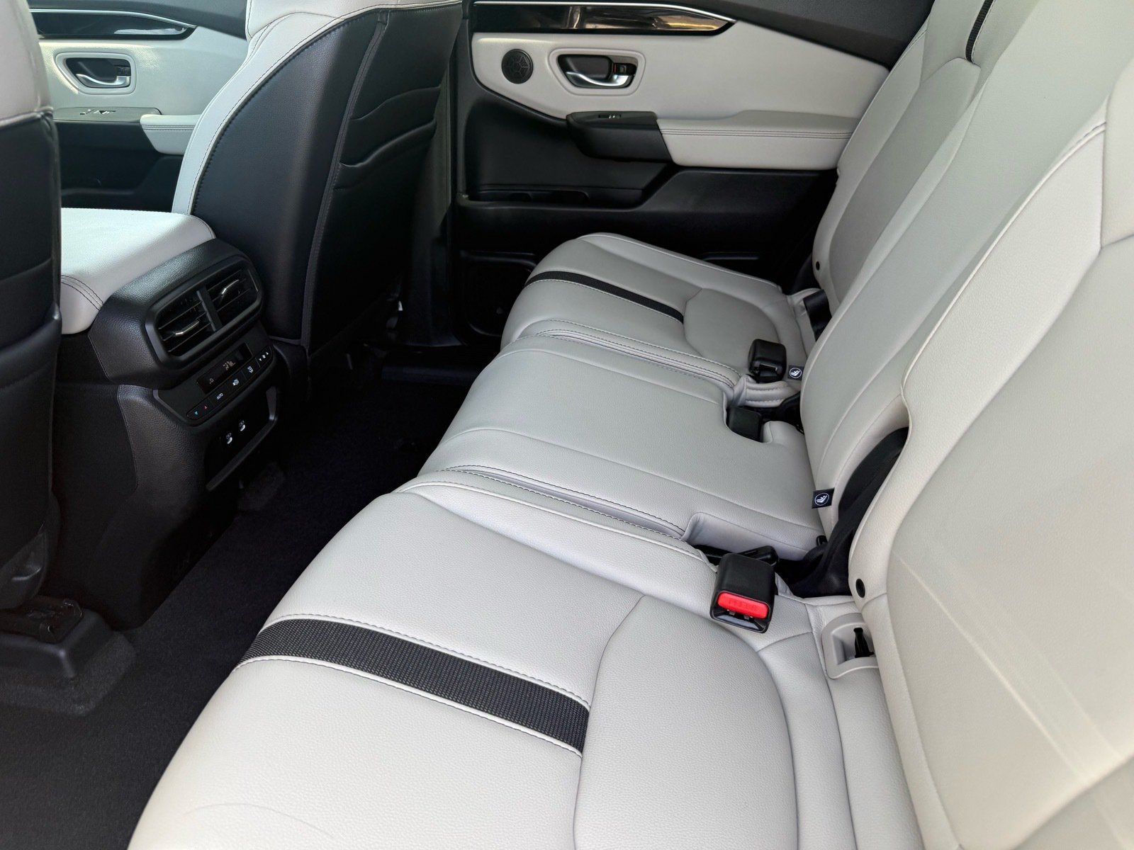 Certified 2026 Honda Pilot EX-L image 28