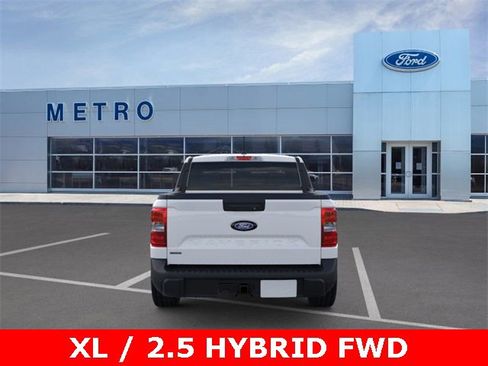 New 2025 Ford Maverick XL image 6