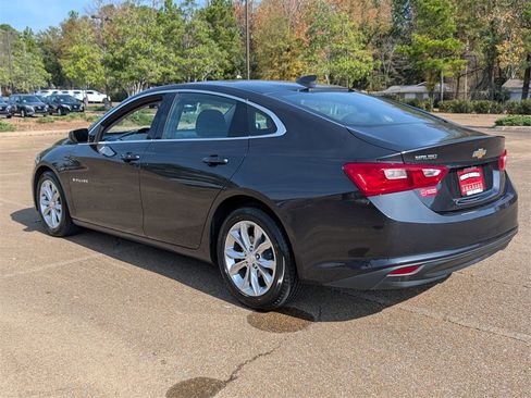 Used 2023 Chevrolet Malibu LT image 5