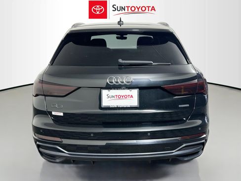 Used 2020 Audi Q3 2.0T Premium w/ Convenience Package image 5