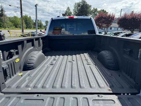Used 2020 Ford F350 Lariat w/ Chrome Package AWD/4WD image 5