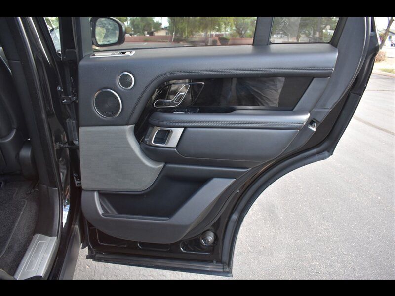 Used 2020 Land Rover Range Rover HSE AWD/4WD image 29