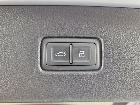 Used 2019 Audi Q7 2.0T Premium Plus w/ Premium Plus Package image 8