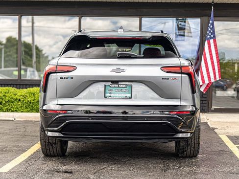 Used 2024 Chevrolet Blazer EV RS AWD/4WD image 12