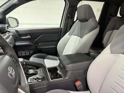 Used 2025 Toyota Tacoma TRD Sport w/ TRD Sport Upgrade Package AWD/4WD image 14