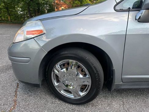 Used 2009 Nissan Versa 1.8 S w/ PWR Pkg FWD image 3