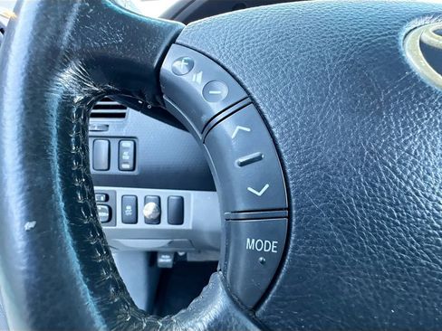 Used 2011 Toyota Tacoma PreRunner w/ TRD Sport Pkg image 10