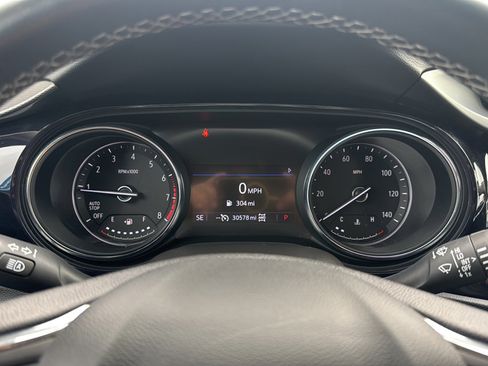 Used 2023 Buick Encore GX Select image 29