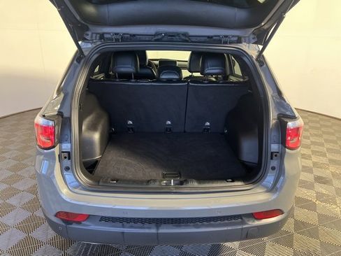 Certified 2023 Jeep Compass Limited image 12