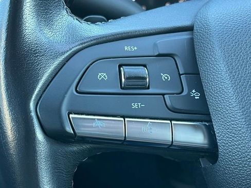 Used 2023 Cadillac XT4 Premium Luxury image 40