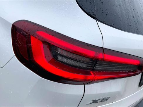 Used 2022 BMW X5 xDrive40i w/ Premium Package image 28