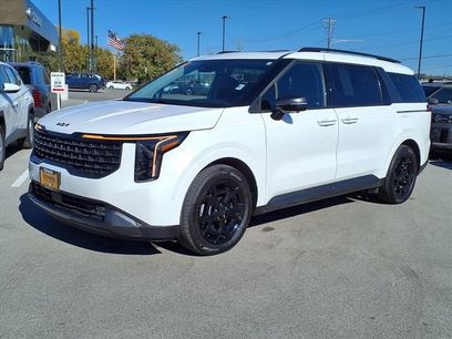 Used 2025 Kia Carnival SX Prestige