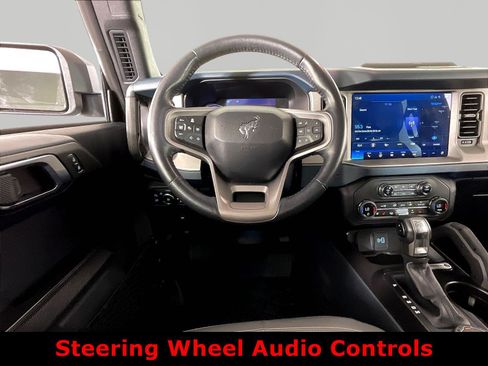 Used 2024 Ford Bronco Outer Banks AWD/4WD image 8