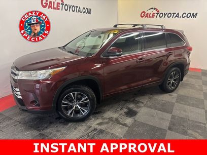 Used 2017 Toyota Highlander LE