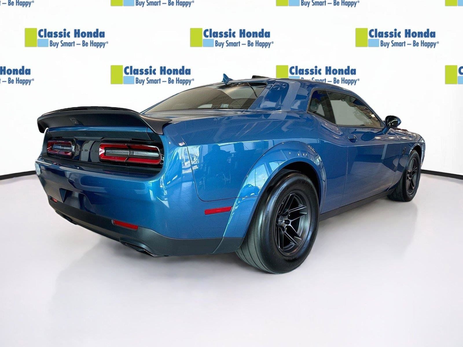 Used 2023 Dodge Challenger SRT Hellcat Redeye RWD image 8