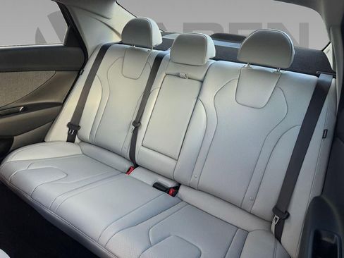 New 2026 Hyundai Elantra Limited FWD image 34