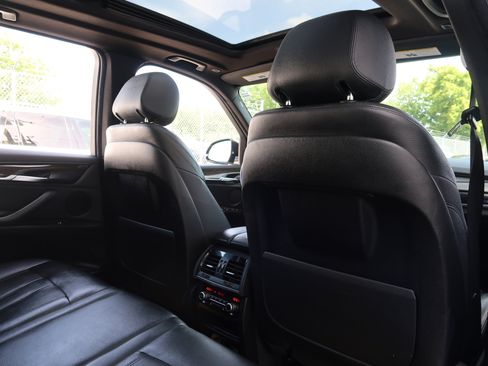 Used 2016 BMW X5 xDrive35d AWD/4WD image 33