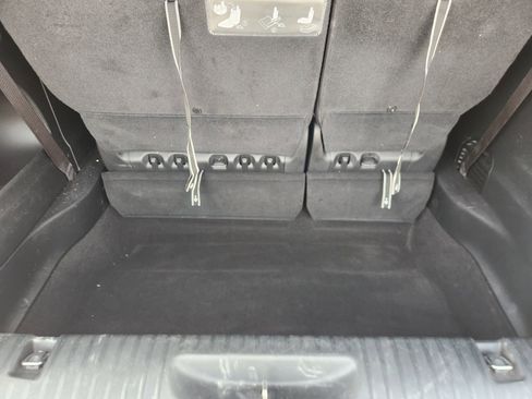 Used 2018 Chrysler Pacifica Touring-L Plus w/ Advanced Safetytec Group FWD image 36