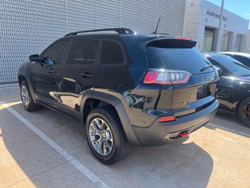 Used 2022 Jeep Cherokee Trailhawk AWD/4WD image 2