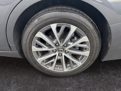 Used 2025 Lexus ES 350 w/ Accessory Package (Z2) FWD image 14