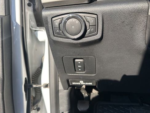 Used 2021 Ford F250 Lariat w/ Lariat Value Package image 22