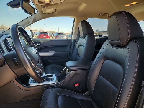 Used 2022 Chevrolet Colorado LT w/ Luxury Package image 7