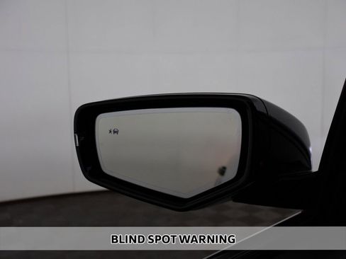 Used 2023 Cadillac CT5 Sport RWD image 8