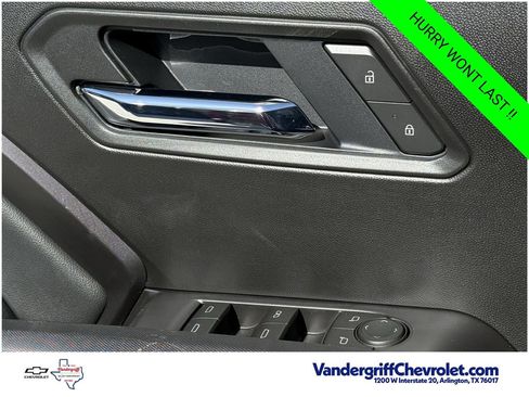 New 2026 Chevrolet Colorado LT w/ LT Convenience Package AWD/4WD image 17