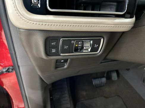 Certified 2021 Lincoln Nautilus Reserve AWD/4WD image 13