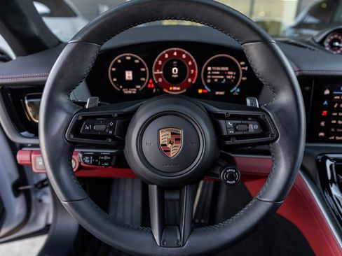 Used 2024 Porsche Panamera 4 image 29