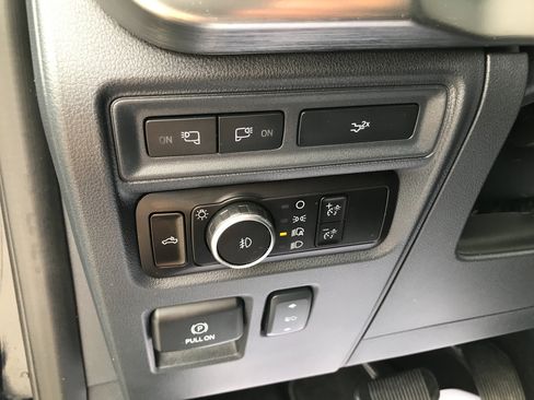Used 2023 Ford F150 Lariat AWD/4WD image 15